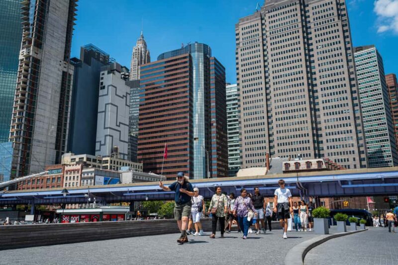 NYC: Half-Day Luxury Bus Tour with One World Access - FAQ