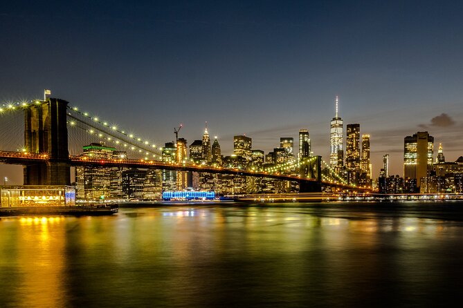 NYC: Harbor Skyline and NYC Lights and Statue of Liberty - Guided Cruise Experience
