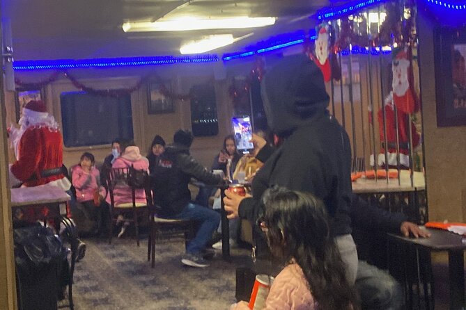 NYC Holiday Boat With Santa as Surprise Guest & Statue of Liberty - Event Overview