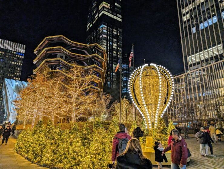 NYC: Holiday Lights Guided Bus Tour - Booking Information