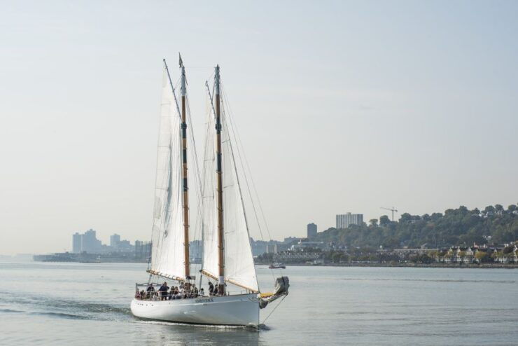 NYC: Hudson River Fall Foliage Sailing Trip - Sailing Trip Overview