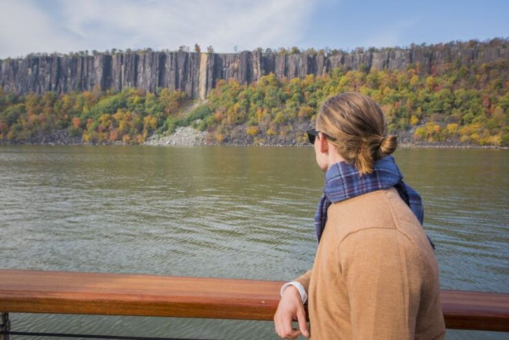 NYC: Hudson River Fall Foliage Yacht Tour - Good To Know