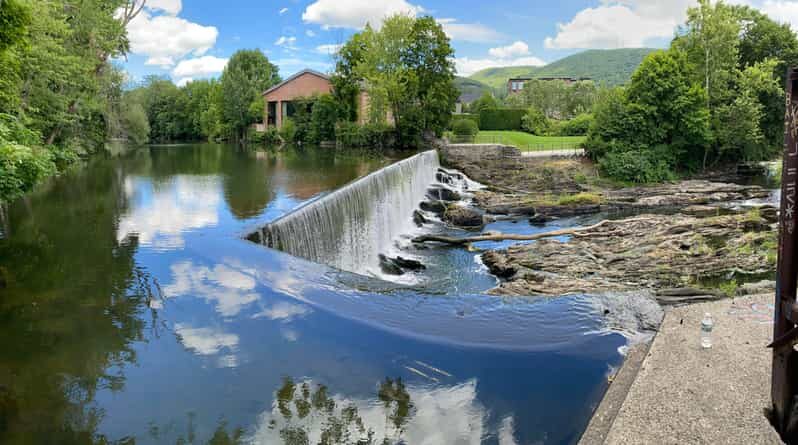 NYC: Hudson Tour with Sleepy Hollow and Walkway Over Hudson - The Guide and Group Size