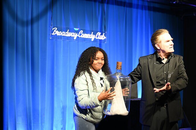 NYC: Magic Show for All Ages - Broadway Magic Hour (Times Square) - The Sum Up