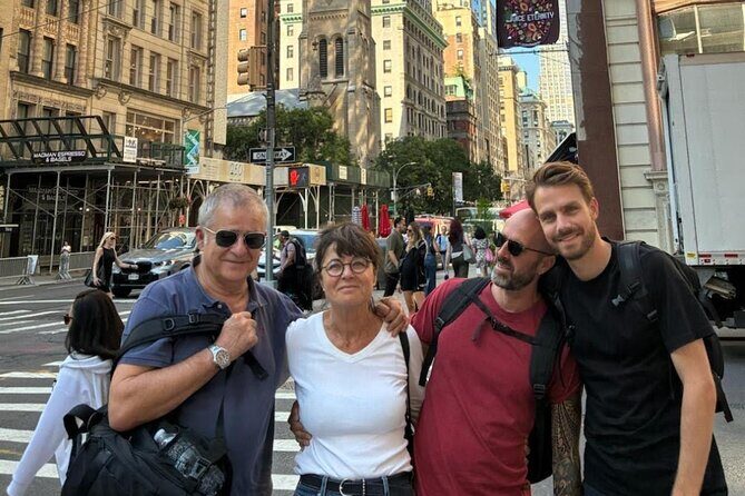 NYC: Midtown, Chelsea &West Village Guided City Tour by E-Cart - How the Experience Feels