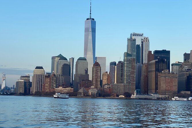 NYC Party Cruise with Light Narration - Who Should Consider This Tour?