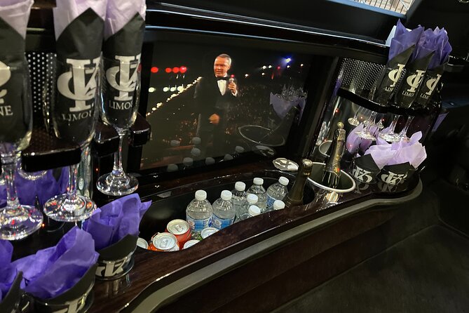 NYC Private Tour With Tour Guide-Stretch Limo, SUV Or Luxury Van - Traveler Photos