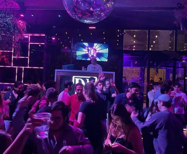NYC Pub Crawl and Rooftop Clubbing Experience - Itinerary and Highlights