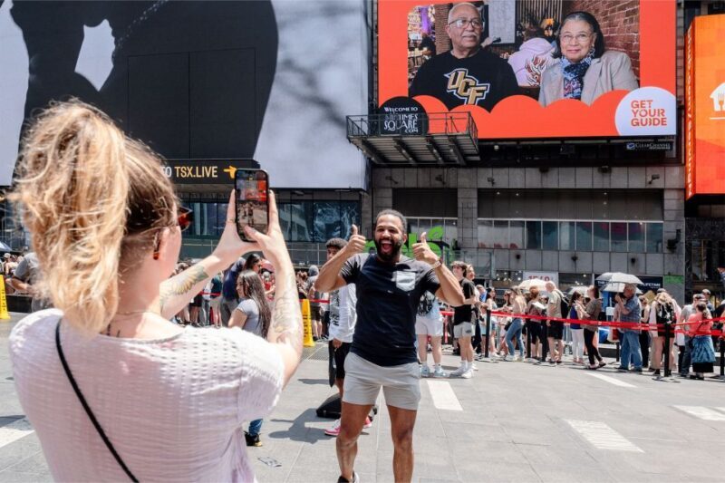 NYC: See Yourself on a Times Square Billboard for 24 Hours - The Experience Breakdown