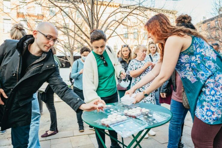 NYC: Sex and the City Sites Bus Tour (On Location Tours) - Tour Highlights