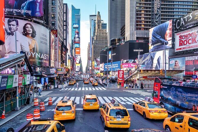 NYC: Sightseeing Day Trip with Statue of Liberty Visit - Starting at Times Square