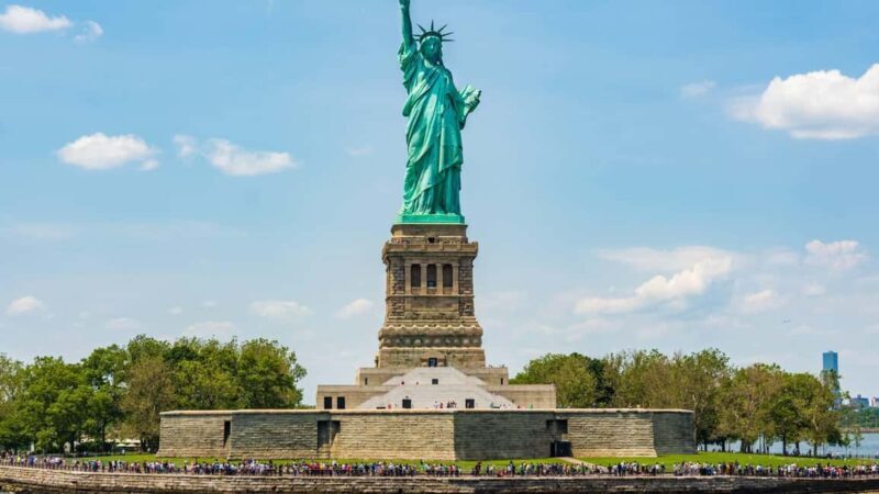 NYC: Sightseeing Harbor Cruise on the Grande Mariner - The Experience: What to Expect