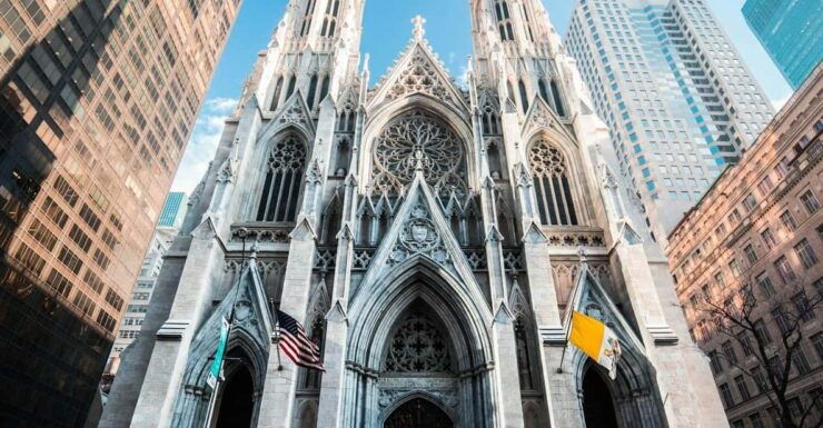 NYC St Patricks Cathedral Tour & 30+ Top Sights Walking Tour - Good To Know