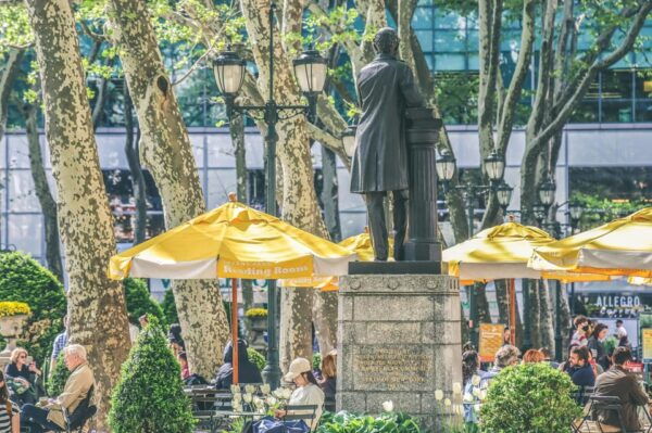 NYC St Patricks Cathedral Tour & 30+ Top Sights Walking Tour - Meeting Point