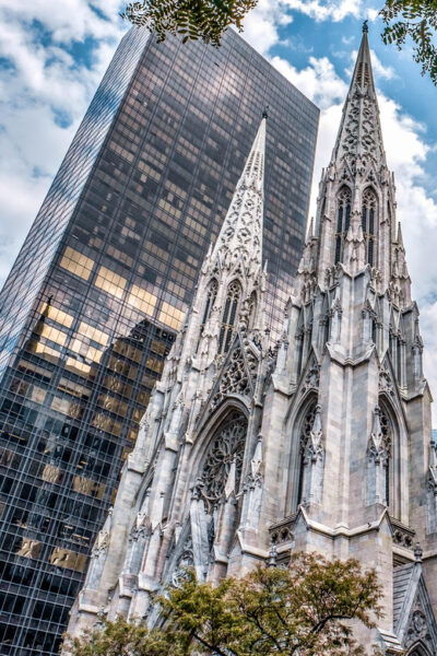NYC: St. Patricks Cathedral Tour - Availability of Headphones