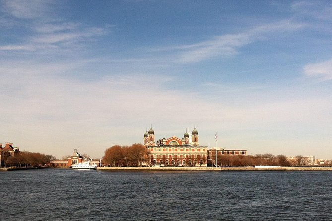 NYC Statue of Liberty, Battery Park, and Ellis Island VIP Tour - New York City - The Sum Up