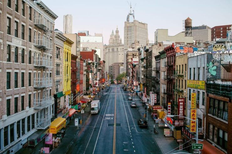 NYC: Statue of Liberty Sailing Trip & Manhattan Walking Tour - Itinerary Highlights