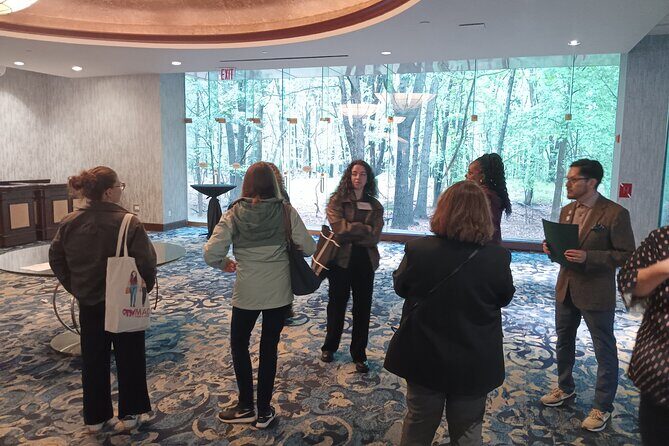 NYC STEP ON TOUR GUIDES | Your Bus Our Tour Guide - Final Thoughts: Who Is This Tour Best For?