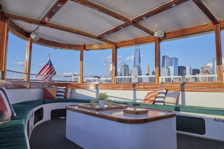 NYC: Sunset Cruise on a Small Yacht With a Drink - Experience on the Yacht