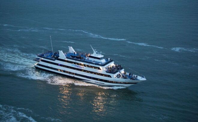 NYC: Thanksgiving Buffet Harbor Cruise - Meeting Point and Important Information