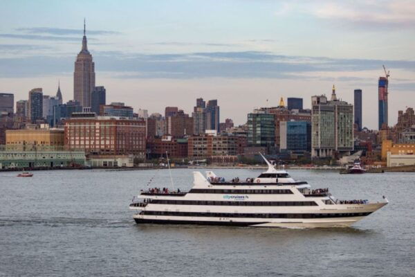 NYC: Thanksgiving Buffet Harbor Cruise - The Sum Up
