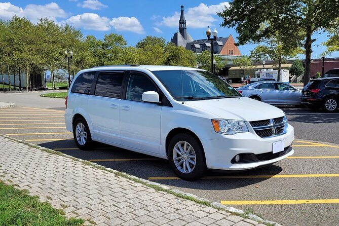 NYC to Mount Airy Casino Square Private Minivan Transport - Comfort and Convenience During the Ride