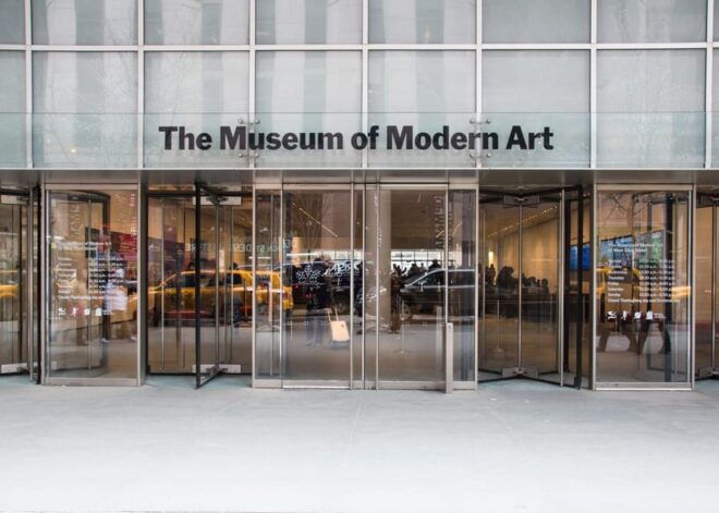 NYC Visit Museum Of Modern Art & 30+ Top Sights Walking Tour - Experience and Learning