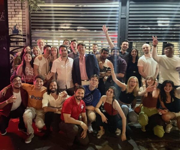NYC West Village Pub Crawl - Explore West Village Nightlife
