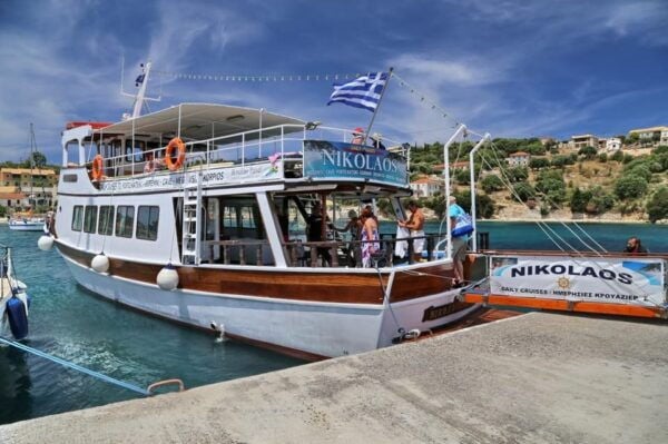Nydri: Cruise to Meganisi Cave, Kastos & Kalamos of Lefkada - Customer Reviews and Feedback