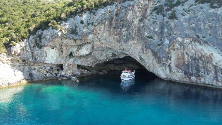 Nydri: Island Hopping Boat Cruise With Beach BBQ - Good To Know
