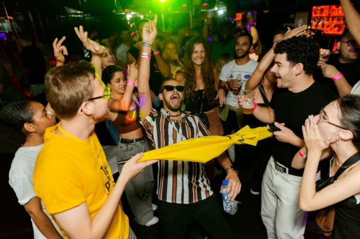 NYE Lisbon: New Years Eve Pub Crawl - Experience Highlights