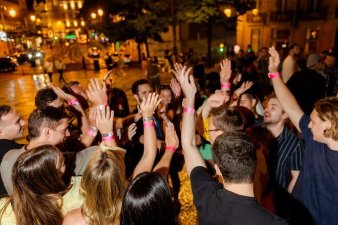 NYE Lisbon: New Years Eve Pub Crawl - Language and Cancellation