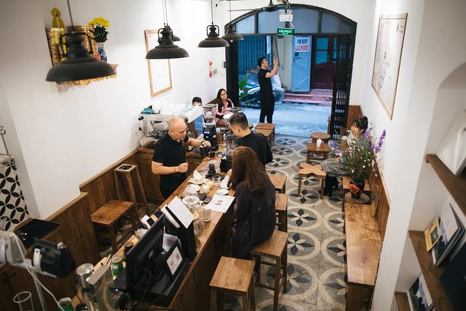 NYNA Coffee_How to Make Coconut Coffee by Local Way - Serving and Enjoying Coconut Coffee