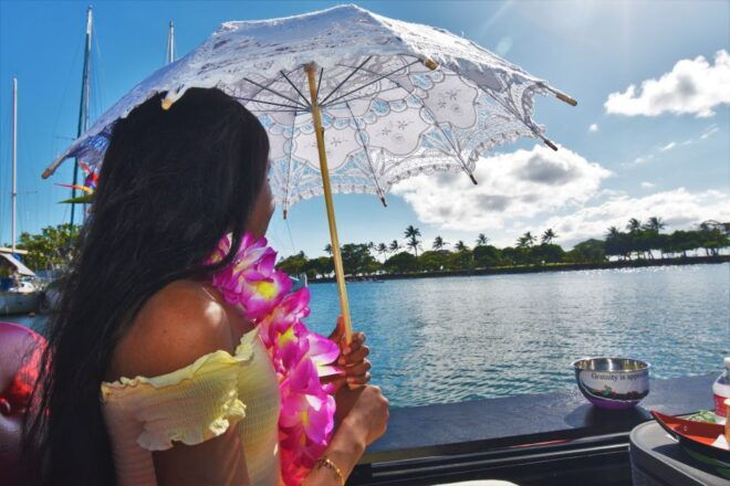 Oahu: Celebration on a Gondola Cruise - Full Description