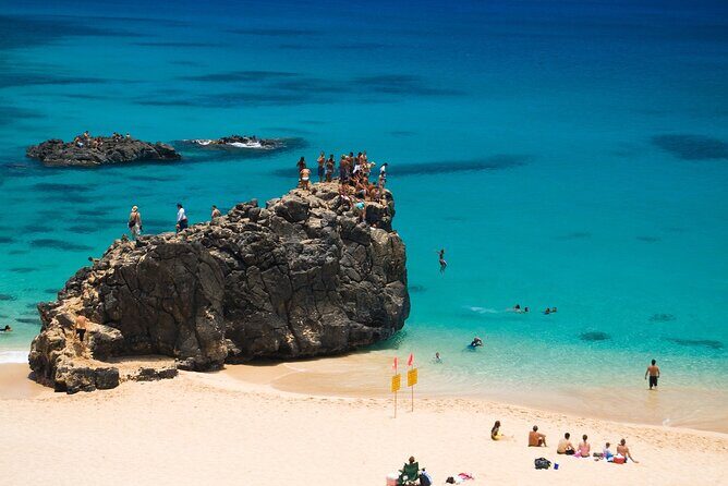 Oahu Circle Island Tour - A Day Packed with Iconic Spots and Cultural Highlights