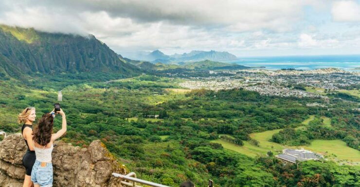 Oahu: Circle Island Tour With Lunch & Waimea Waterfall - Tour Experience