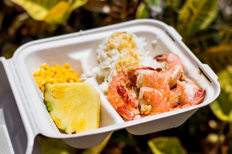 Oahu Circle Island Tour with Malasadas and Garlic Shrimp - Garlic shrimp lunch in Kahuku