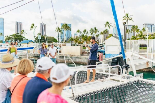 Oahu: Diamond Head Cruise With Drinks & Appetizers - The Sum Up