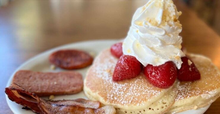Oahu: Diamond Head Hiking and Breakfast at Eggs'n Things - Hiking Experience at Diamond Head