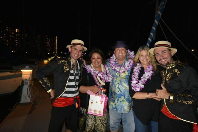 Oahu: Fireworks Cruise - Ultimate Luxury Gondola With Drinks - Highlights