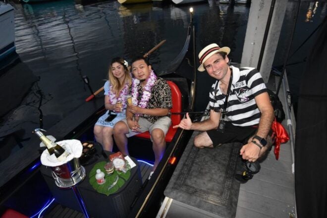 Oahu: Fireworks Cruise - Ultimate Luxury Gondola With Drinks - Directions