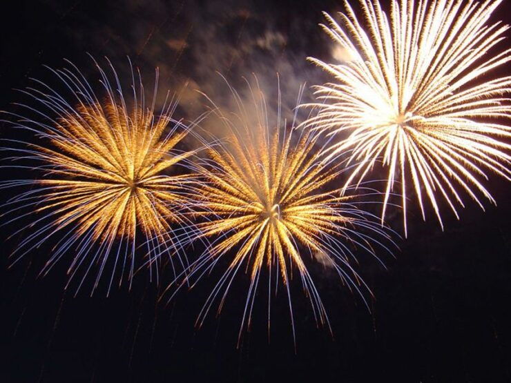 Oahu: Friday Night Fireworks Sail From Hilton Hawaiian Pier - Experience Highlights