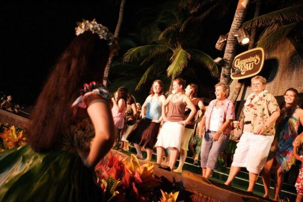 Oahu: Germaine's Traditional Luau Show & Buffet Dinner - The Sum Up