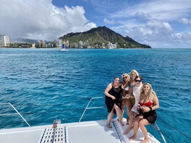 Oahu: Honolulu Private Catamaran Cruise With Snorkeling - Customer Reviews
