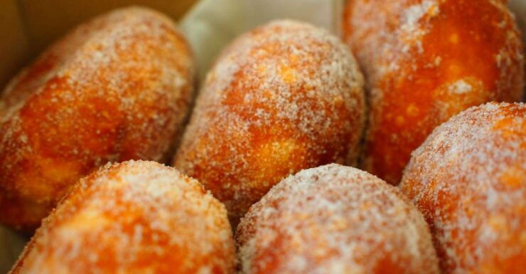 Oahu: Honolulu to Diamond Head Shuttle With Malasada - Experience