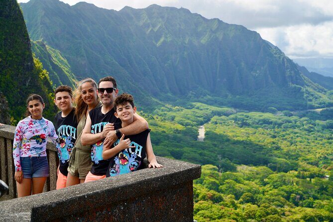 Oahu in a Day: Waterfall - Food Trucks - Lookouts - Small Crowds - A Complete Guide to the Oahu in a Day Tour