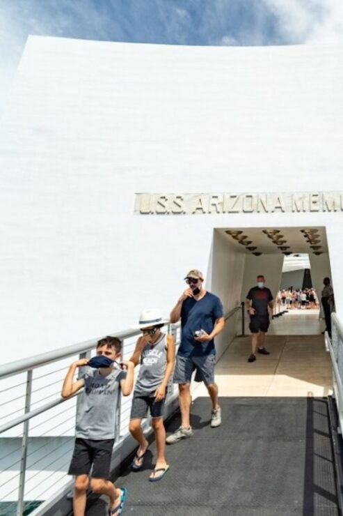 Oahu: Pearl Harbor Battleship & Helicopter Tour - Highlights