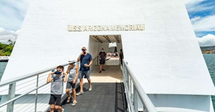 Oahu: Pearl Harbor Battleships Group Tour - Duration and Starting Times