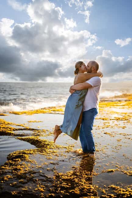 Oahu: Professional Photographer Couples and Families - The Experience of a Local Photographer