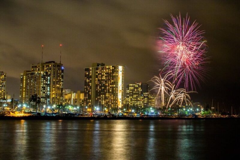 Oahu: Waikiki Friday Night Fireworks Catamaran (Wahine Koa) - Why This Cruise Stands Out
